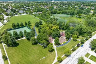 10S520 Havens Dr, Downers Grove, IL 60516 - Photo 33