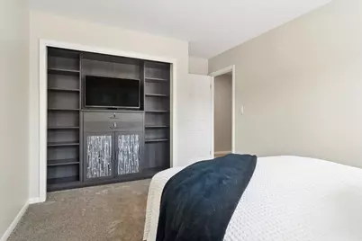 1319 N Columbine Drive, Mount Prospect, IL 60056 - Photo 21