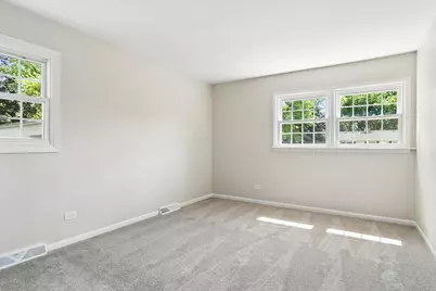 1319 N Columbine Drive, Mount Prospect, IL 60056 - Photo 17