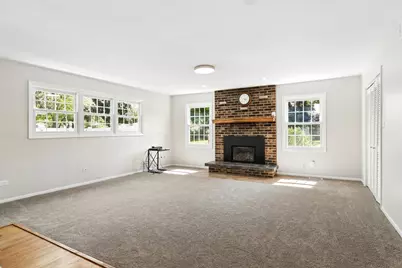 1319 N Columbine Drive, Mount Prospect, IL 60056 - Photo 13
