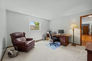 2440 Rio Grande Cir, Naperville, IL 60565 - Photo 15