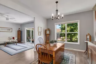 3206 Whirlaway Ct, Grayslake, IL 60030 - Photo 13
