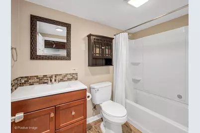422 Walnut Drive, Streamwood, IL 60107 - Photo 17