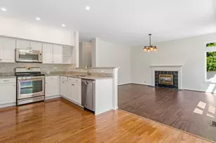 7422 Korbel Dr, Gurnee, IL 60031 - Photo 7