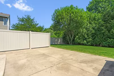 7422 Korbel Drive, Gurnee, IL 60031 - Photo 25