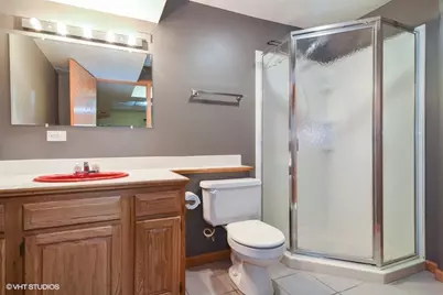 21 Arbor Drive, Streamwood, IL 60107 - Photo 13