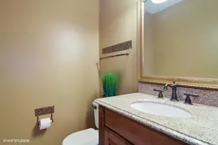 21 Arbor Dr, Streamwood, IL 60107 - Photo 11