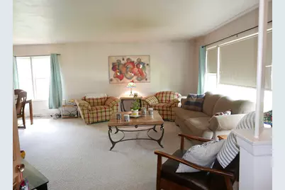 [Address not provided], Skokie, IL 60076 - Photo 3
