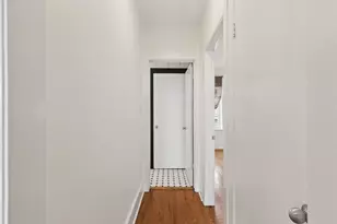 1044 W Balmoral Ave, Chicago, IL 60640 - Photo 19
