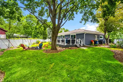 1978 N Fork Circle, Elgin, IL 60123 - Photo 37