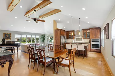 730 Castlewood Lane, Deerfield, IL 60015 - Photo 9