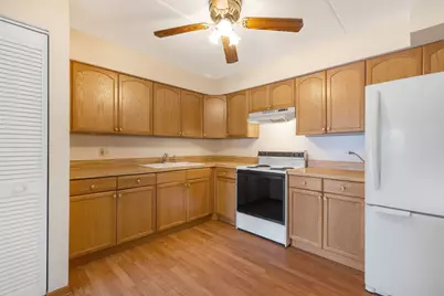 9907 W 58th Street #5, Countryside, IL 60525 - Photo 7