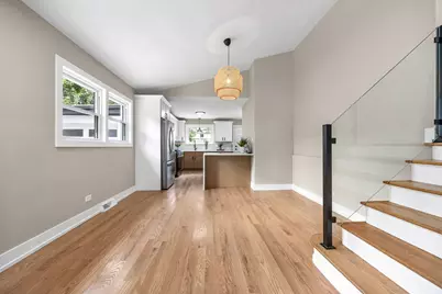 1307 Pershing Avenue, Wheaton, IL 60189 - Photo 7