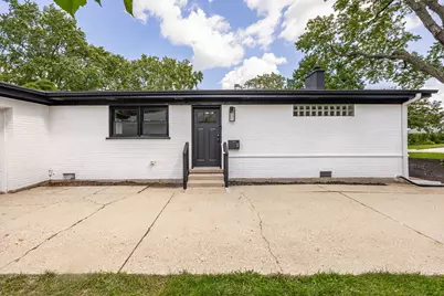 1307 Pershing Avenue, Wheaton, IL 60189 - Photo 3