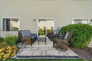 383 Jamestown Ct, Aurora, IL 60502 - Photo 21