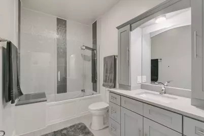 3239 Wesley Avenue, Berwyn, IL 60402 - Photo 17