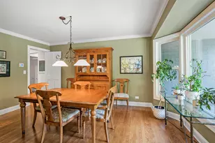 502 W Witchwood Ln, Lake Bluff, IL 60044 - Photo 13