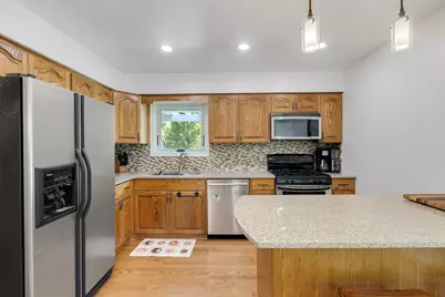 38W274 Bernice Drive, Saint Charles, IL 60174 - Photo 9