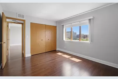 700 Graceland Avenue #708, Des Plaines, IL 60016 - Photo 17
