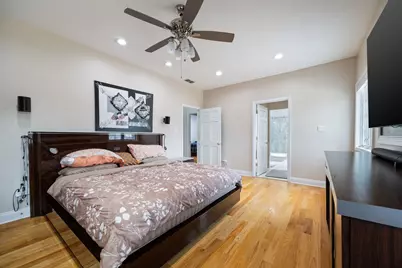 5900 Crain Street, Morton Grove, IL 60053 - Photo 9