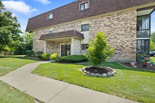 11137 E Rd, Palos Hills, IL 60465 - Photo 1