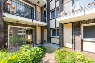 653 South Blvd, Oak Park, IL 60302 - Photo 3