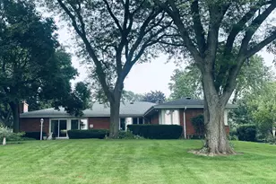 3483 Whirlaway Dr, Northbrook, IL 60062 - Photo 1