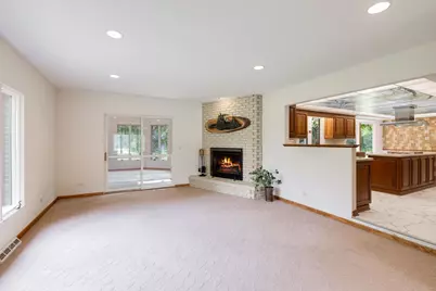 212 Cheviot Drive, Bartlett, IL 60103 - Photo 7