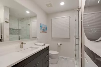 [Address not provided], Deerfield, IL 60015 - Photo 9