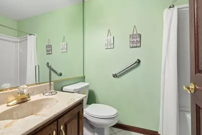 10 S Hampton Court, Crete, IL 60417 - Photo 9