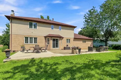 10 S Hampton Court, Crete, IL 60417 - Photo 27