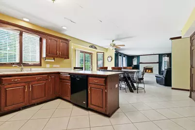 10 S Hampton Court, Crete, IL 60417 - Photo 23