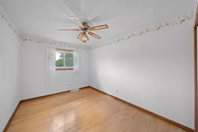 2045 Gabriel Avenue, Zion, IL 60099 - Photo 9