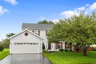 1290 Berkshire Ln, Barrington, IL 60010 - Photo 1