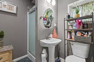 211 Casseday Ave, Joliet, IL 60432 - Photo 11