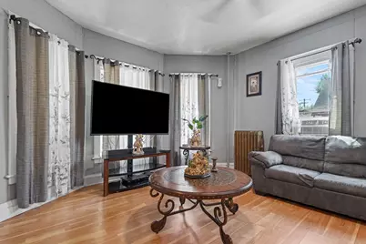 211 Casseday Avenue, Joliet, IL 60432 - Photo 5