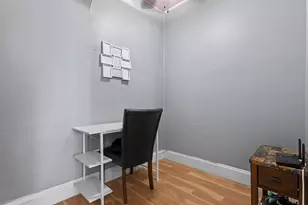 211 Casseday Ave, Joliet, IL 60432 - Photo 7