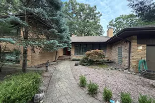 1655 Forest Dr, Glenview, IL 60025 - Photo 1