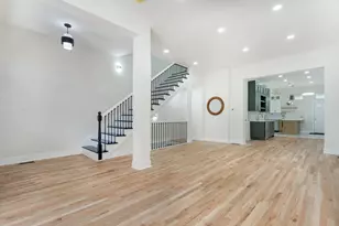4917 S Washington Park Ct, Chicago, IL 60615 - Photo 5