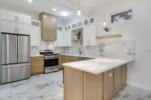 4917 S Washington Park Ct, Chicago, IL 60615 - Photo 7