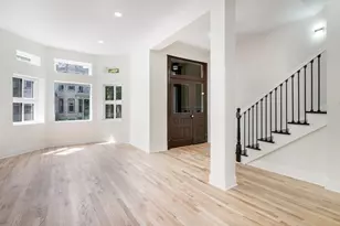 4917 S Washington Park Ct, Chicago, IL 60615 - Photo 3