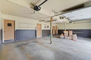 537-541 N Edgelawn Dr, Aurora, IL 60506 - Photo 13
