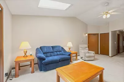 1410 W Partridge Lane #6, Arlington Heights, IL 60004 - Photo 5
