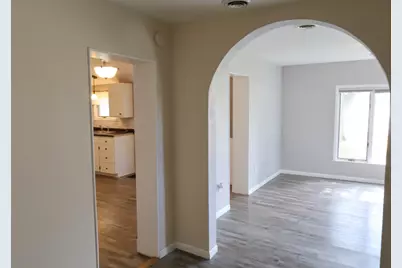 145 E Spaulding Avenue, Clifton, IL 60927 - Photo 11