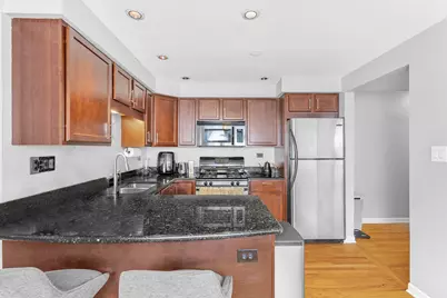 6845 N Northwest Highway #3E, Chicago, IL 60631 - Photo 9