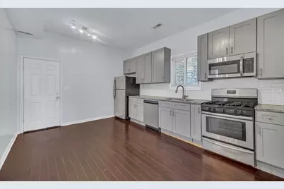 4908 W Byron Street, Chicago, IL 60641 - Photo 3