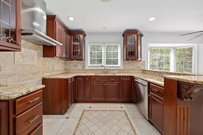 6342 Martin Drive, Willowbrook, IL 60527 - Photo 15