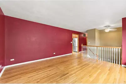 16 Joyce Lane, Streamwood, IL 60107 - Photo 5