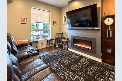 3839 S Giles Avenue, Chicago, IL 60653 - Photo 7