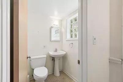 7920 Kenneth Avenue, Skokie, IL 60076 - Photo 25